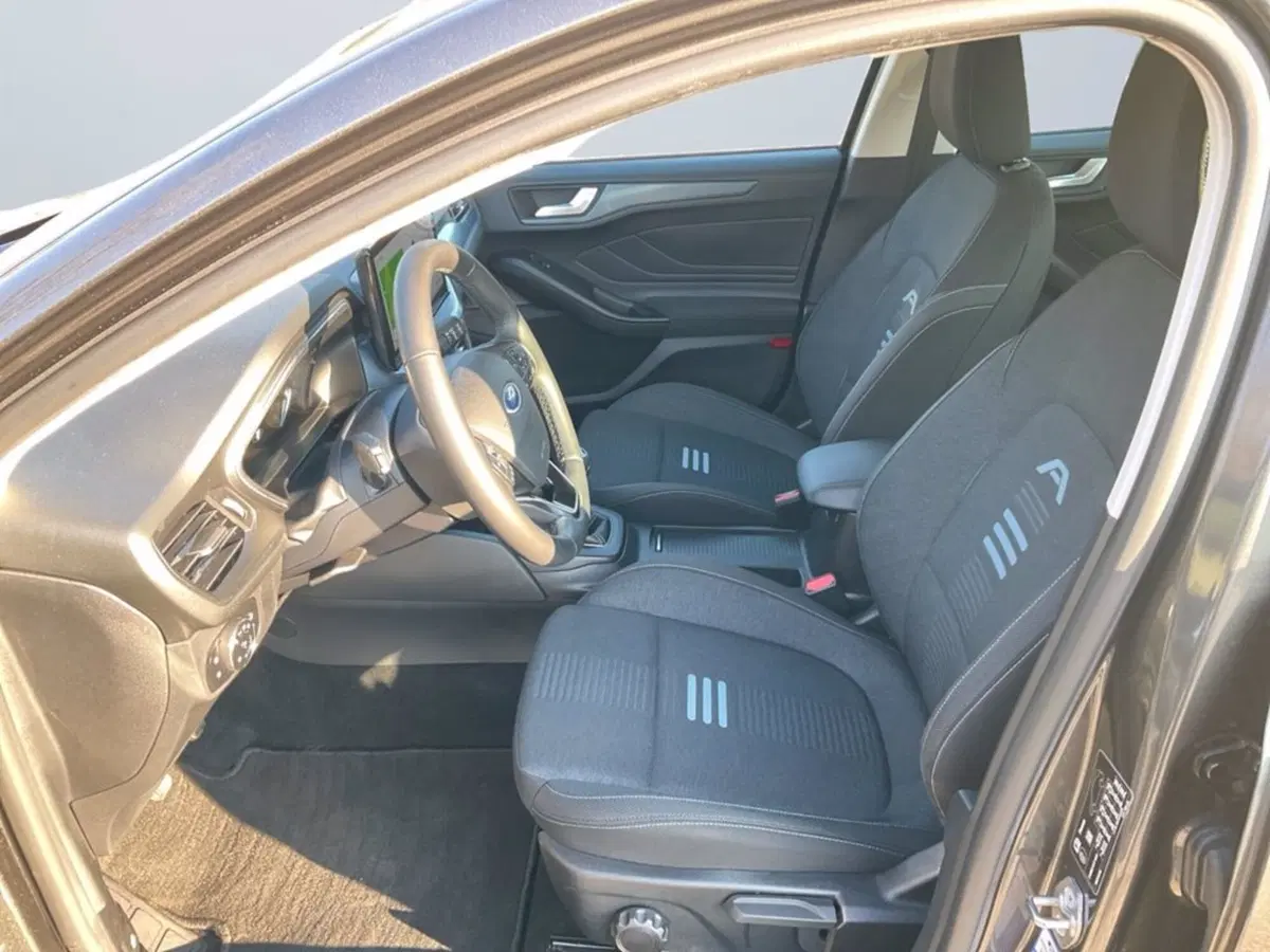Ford Focus usata a Milano (9)