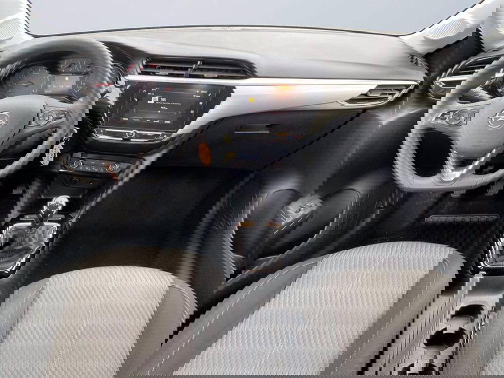 Opel Corsa usata a Milano (12)