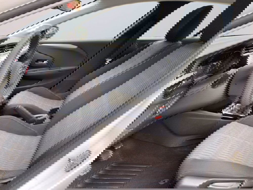 Opel Corsa usata a Milano (9)
