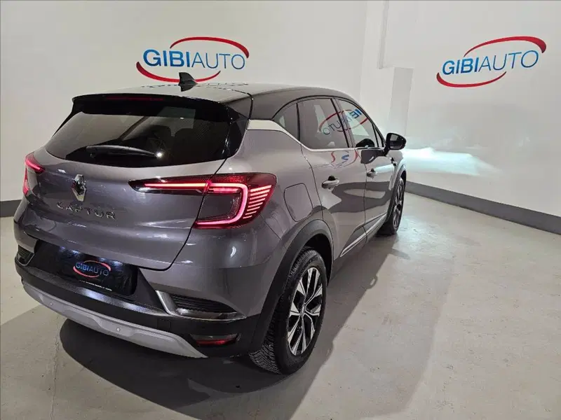 Renault Captur usata a Palermo (9)