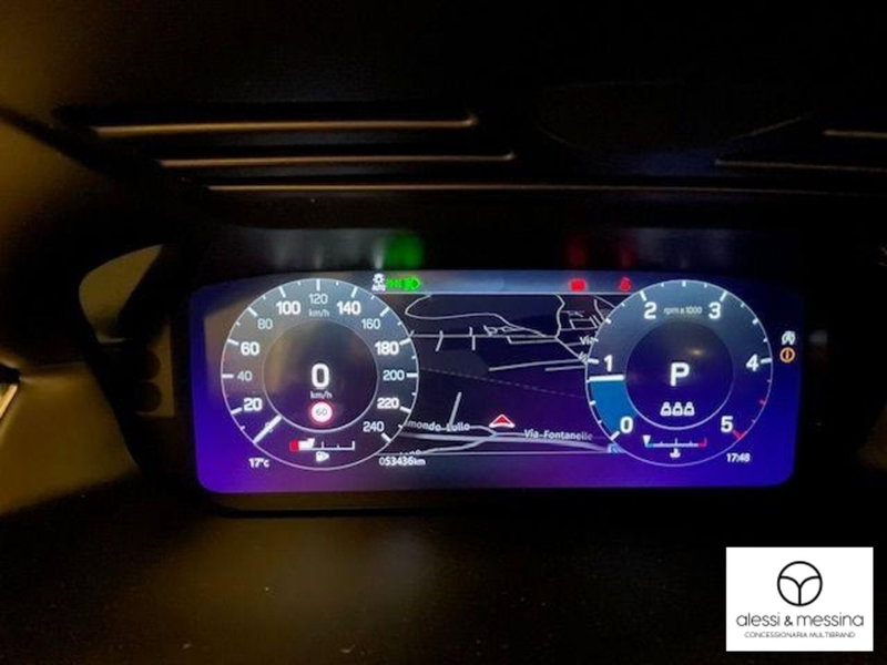 Land Rover Discovery Sport usata a Catania (17)