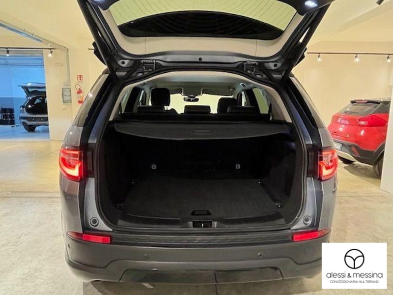 Land Rover Discovery Sport usata a Catania (8)