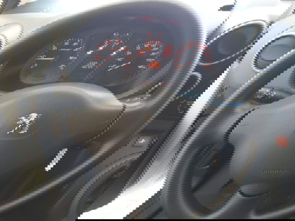 Peugeot Partner Furgone nuova a Firenze (7)