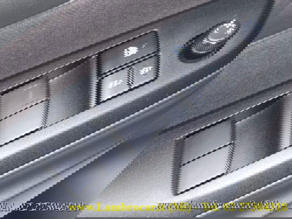 Toyota Yaris Cross usata a Milano (16)