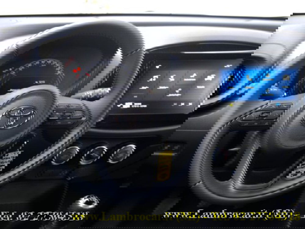 Toyota Aygo X nuova a Milano (6)