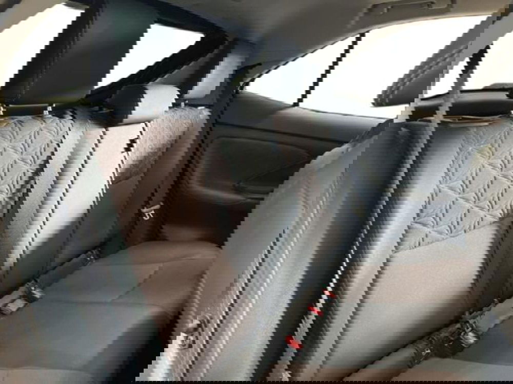 Toyota Yaris Cross usata a Vercelli (8)