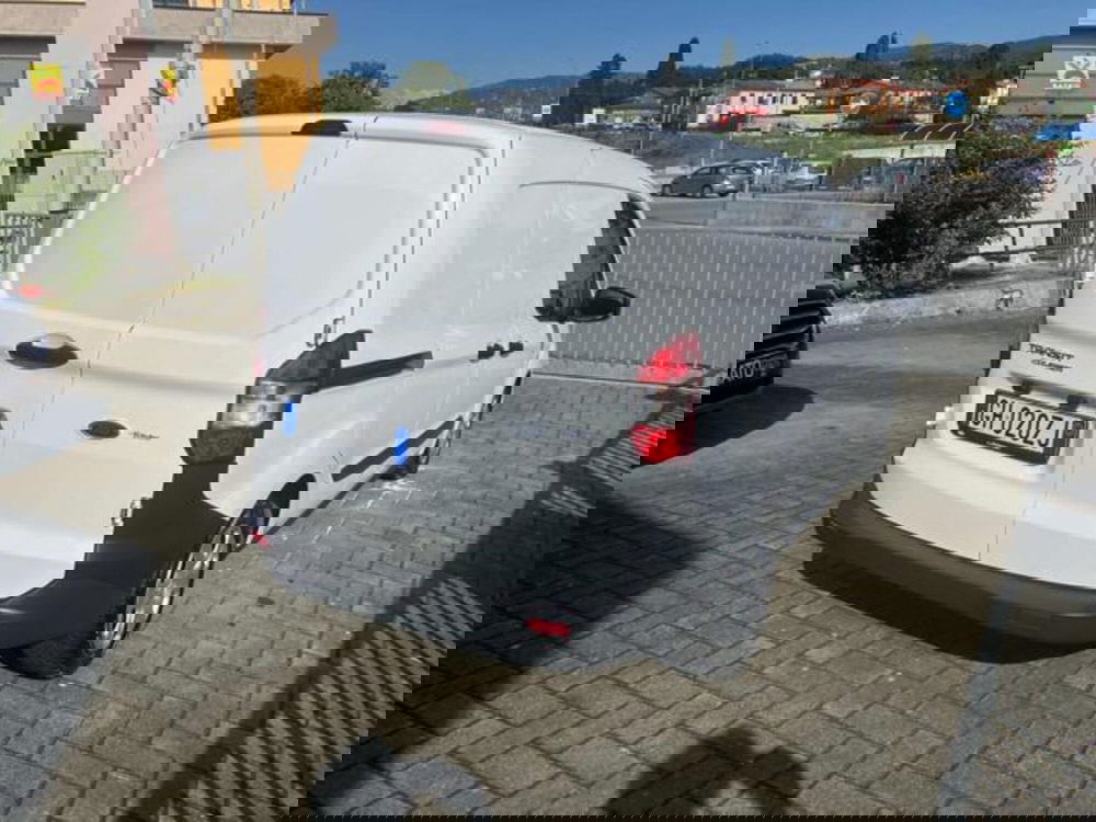 Ford Transit Courier usata a Lucca (3)