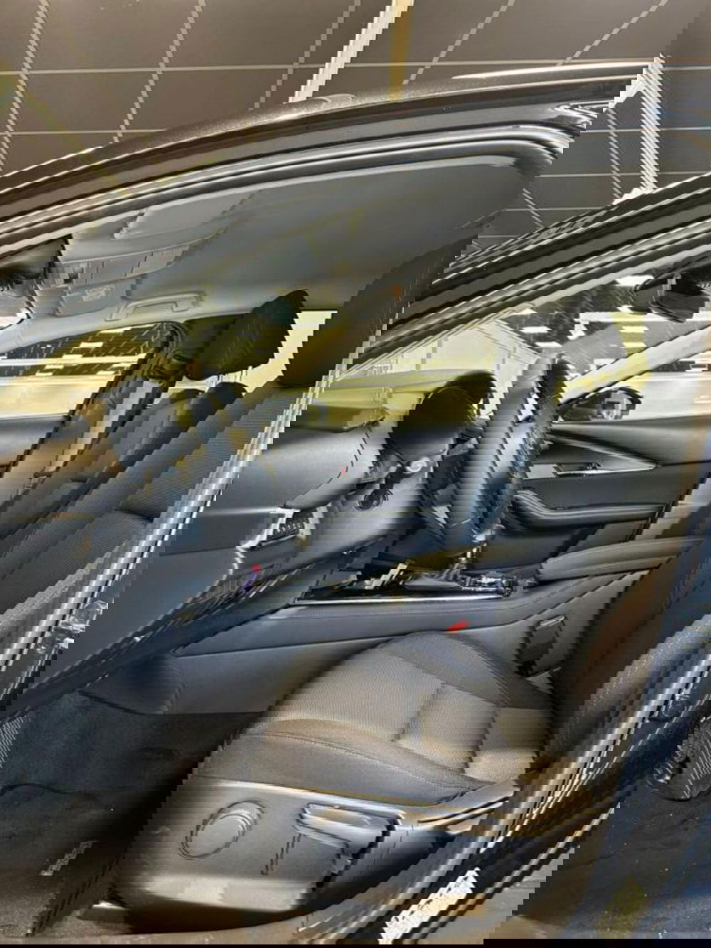 Mazda CX-30 nuova a Como (10)