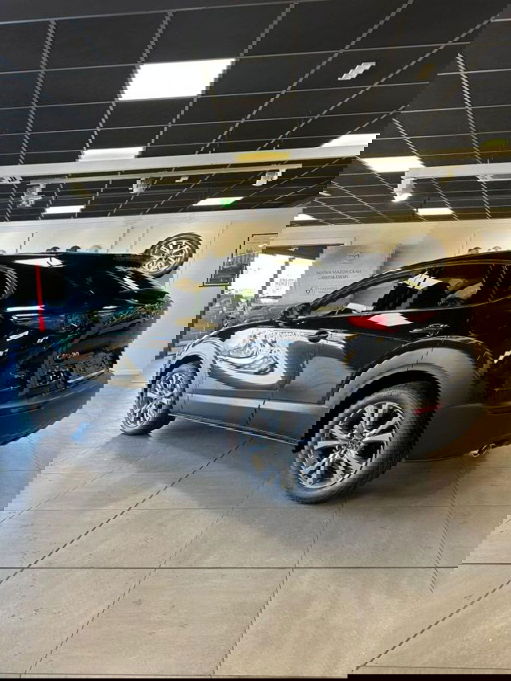 Mazda CX-30 nuova a Como (2)