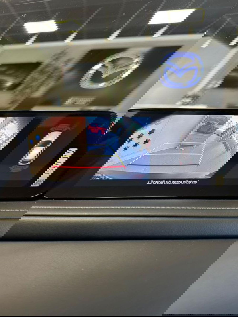 Mazda CX-30 nuova a Como (9)