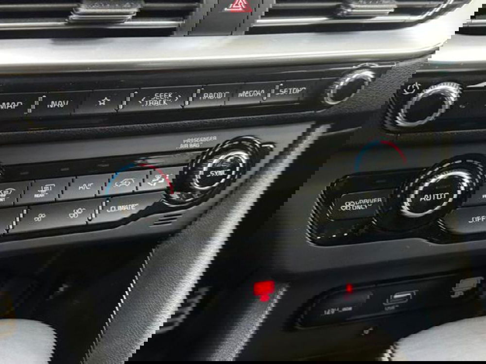 Kia Niro usata a Como (18)