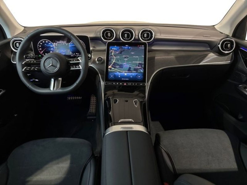Mercedes-Benz GLC nuova a Bologna (13)