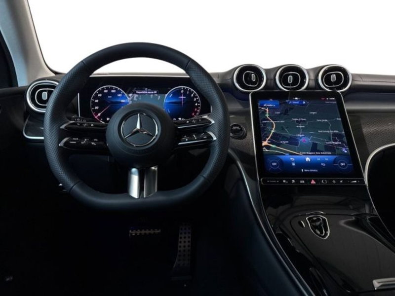 Mercedes-Benz GLC nuova a Bologna (14)