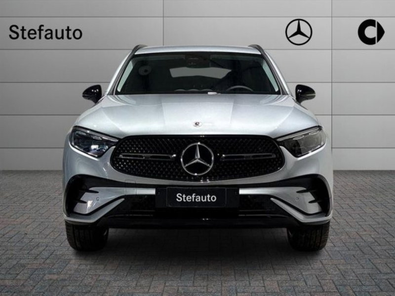 Mercedes-Benz GLC nuova a Bologna (4)