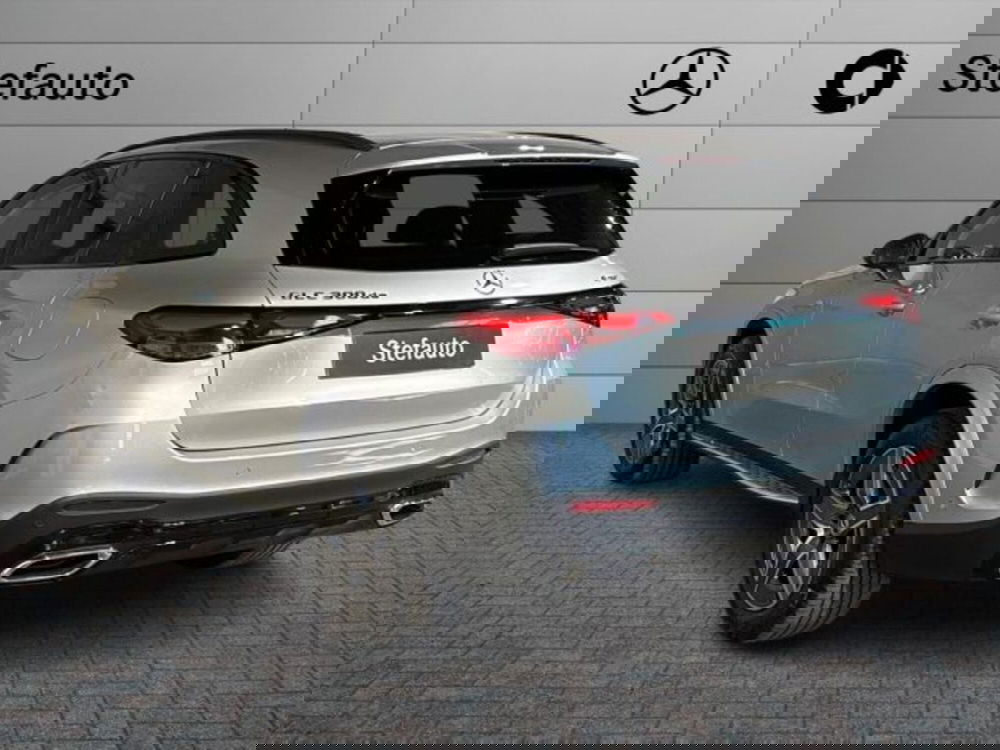 Mercedes-Benz GLC nuova a Bologna (5)