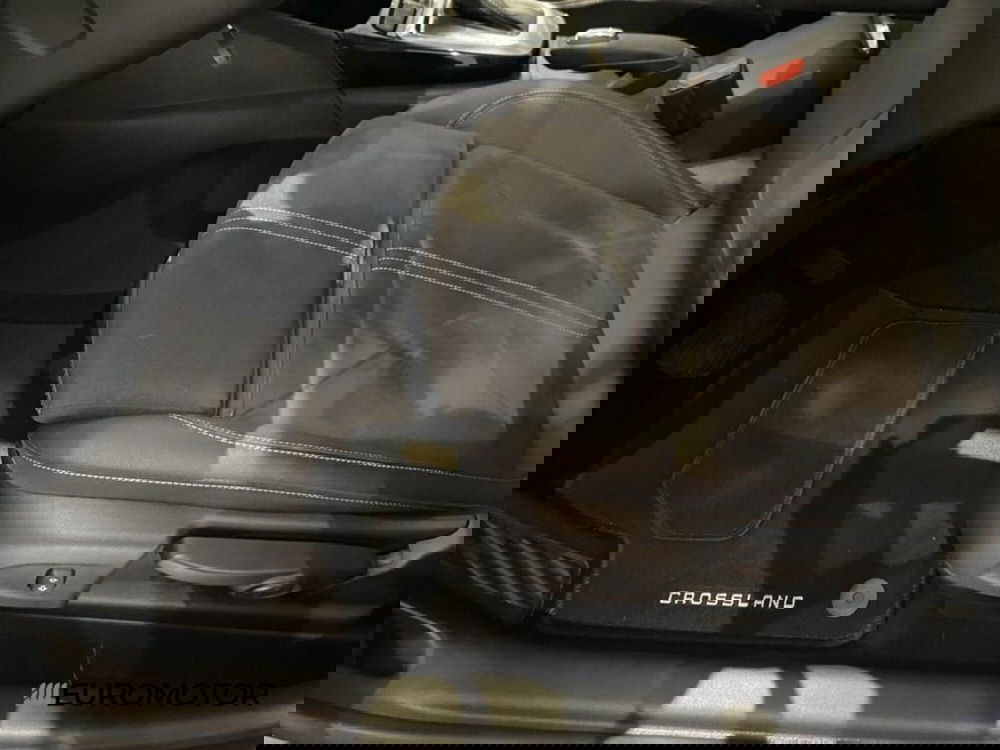 Opel Crossland usata a Bari (14)