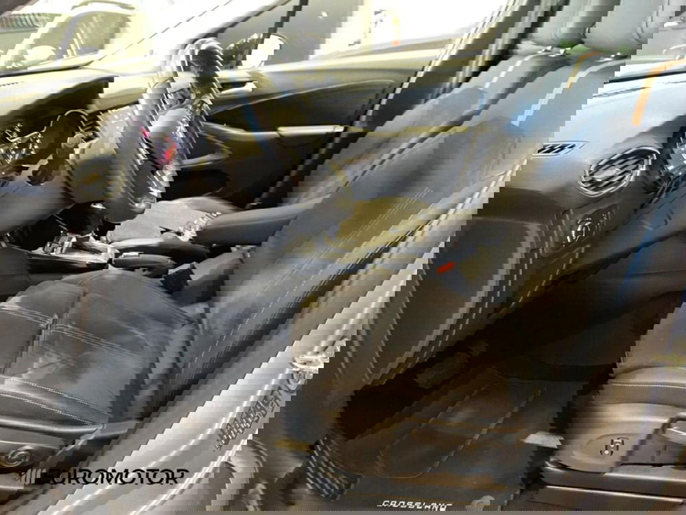 Opel Crossland usata a Bari (15)