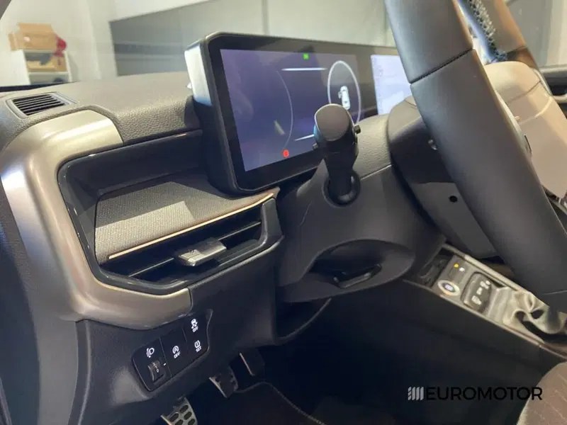 Kia Stonic nuova a Bari (12)