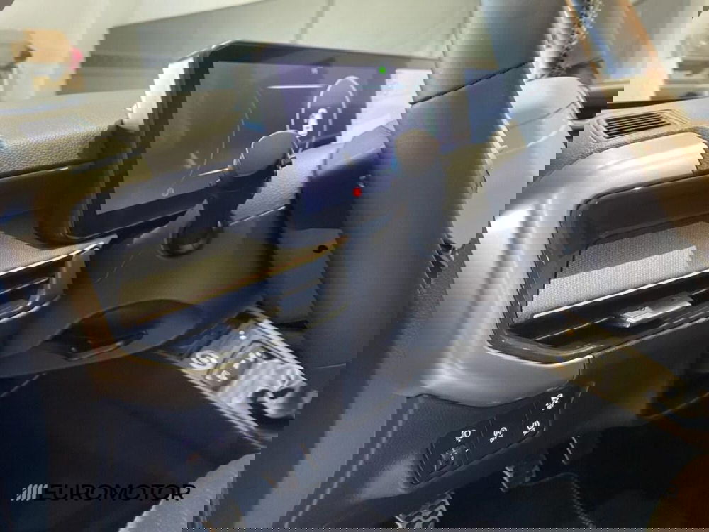 Kia Stonic nuova a Bari (12)