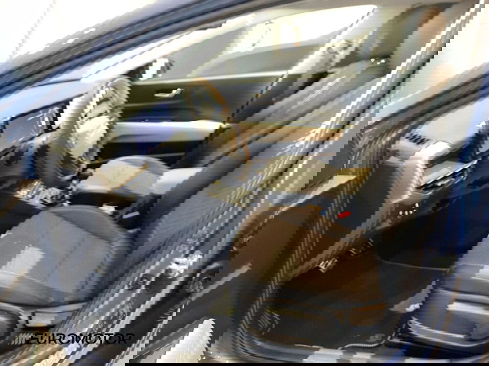 Kia Stonic nuova a Bari (13)