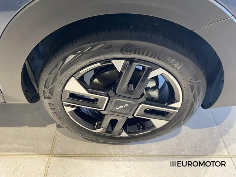 Kia Stonic nuova a Bari (5)