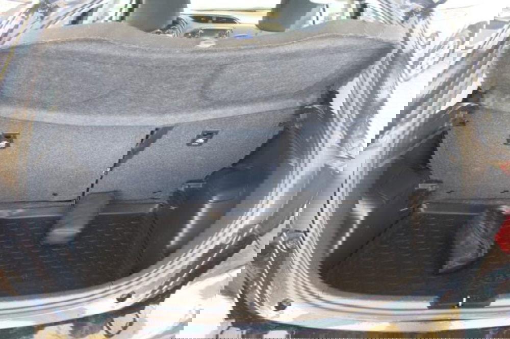 Toyota Yaris Cross usata a Roma (11)