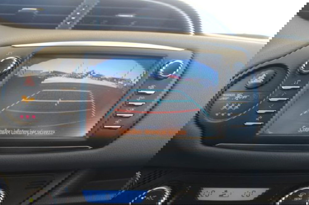 Toyota Yaris Cross usata a Roma (18)