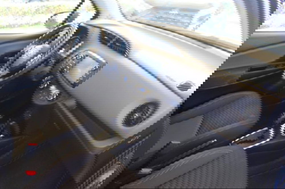 Toyota Yaris Cross usata a Roma (6)