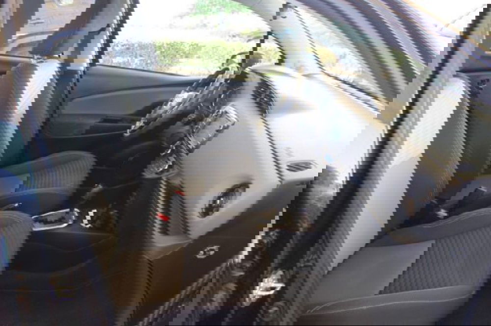 Toyota Yaris Cross usata a Roma (7)