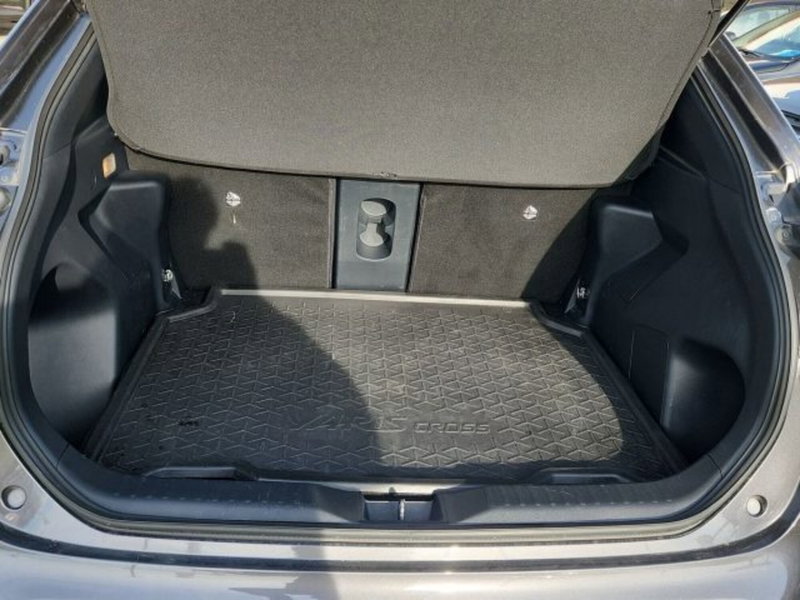 Toyota Yaris Cross usata a Roma (6)