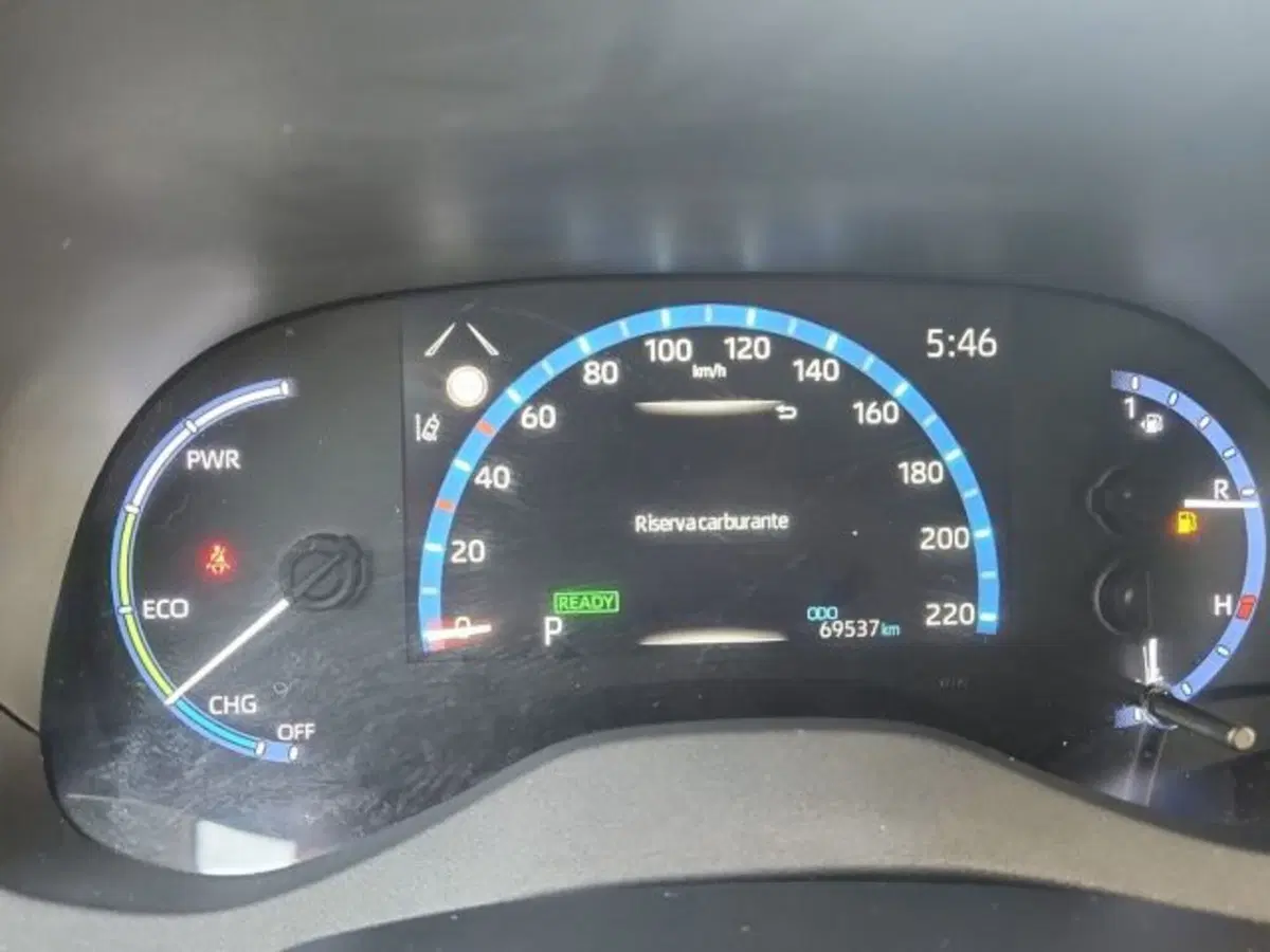 Toyota Yaris Cross usata a Roma (9)