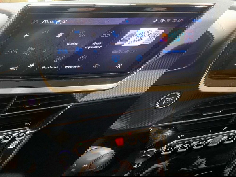 Peugeot 208 nuova a Torino (10)