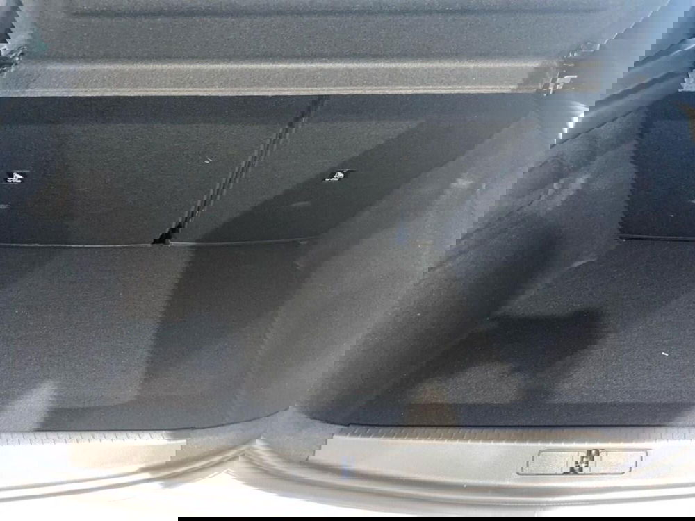 Peugeot 208 nuova a Torino (9)