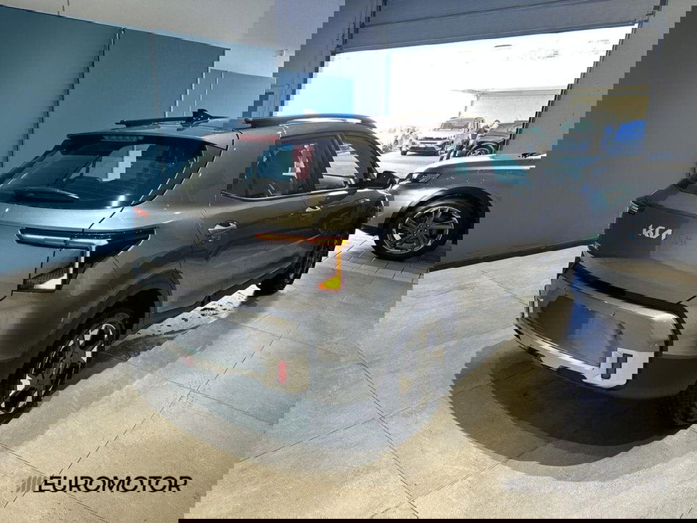 Kia Stonic nuova a Bari (5)