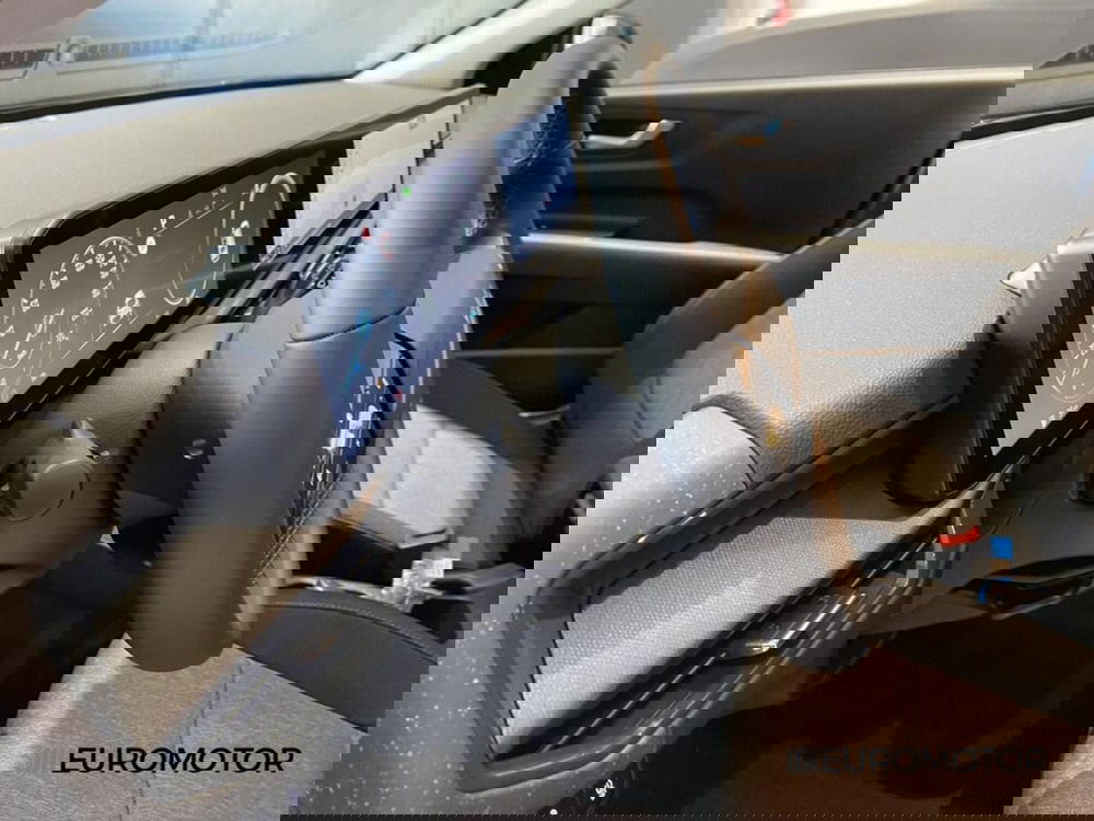 Kia Stonic nuova a Bari (12)