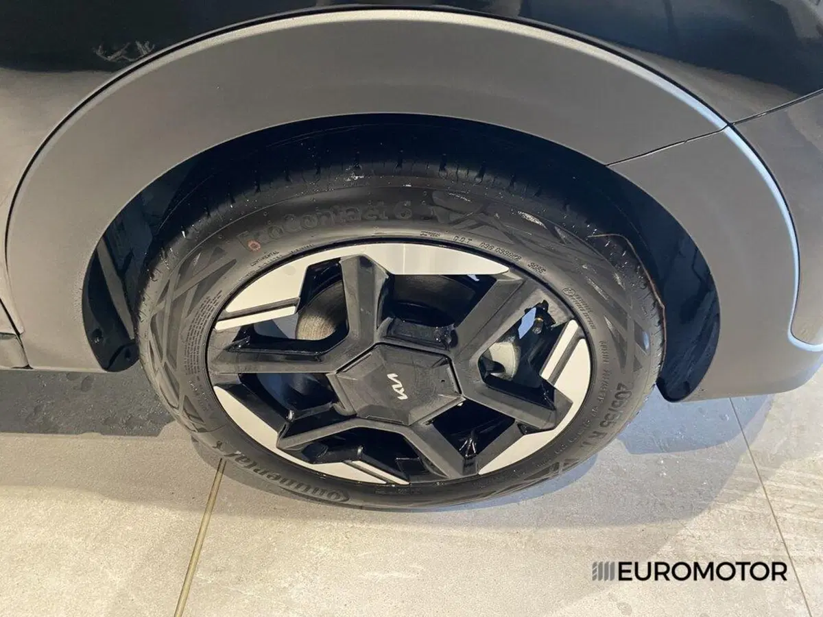 Kia Stonic nuova a Bari (5)