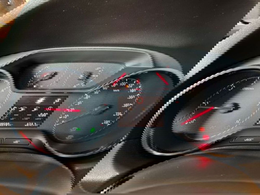 Opel Grandland X usata a Ancona (12)