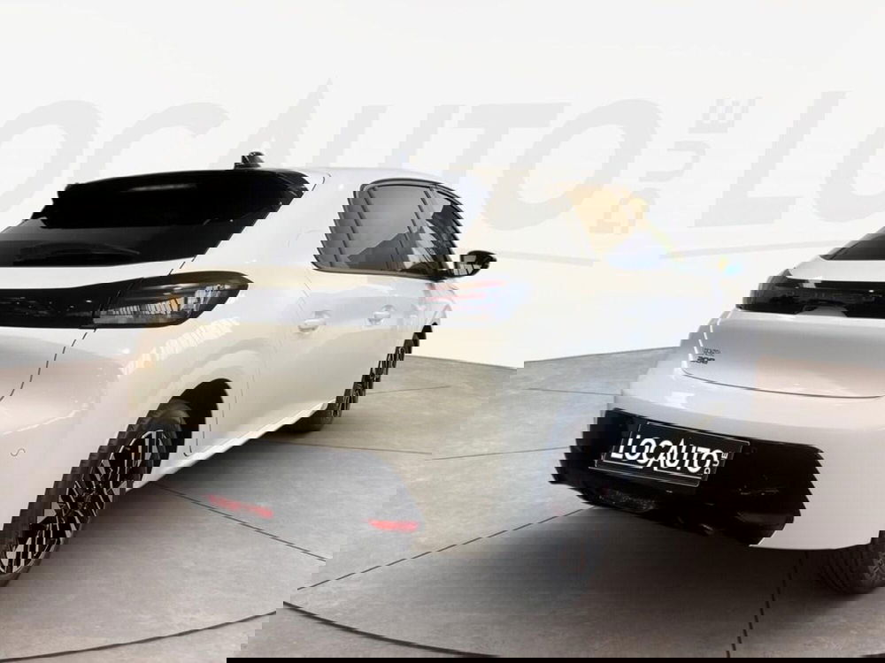 Peugeot 208 nuova a Torino (4)