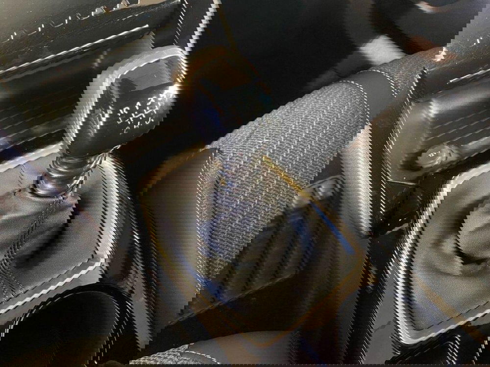 Peugeot 2008 nuova a Torino (11)