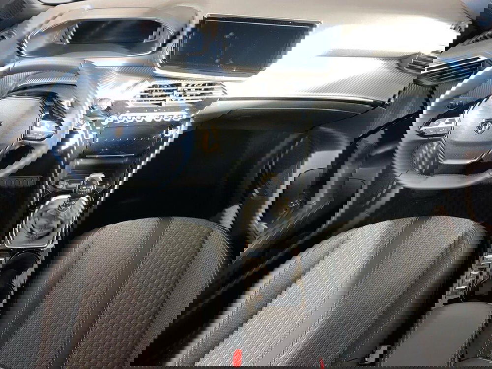 Peugeot 2008 nuova a Torino (6)