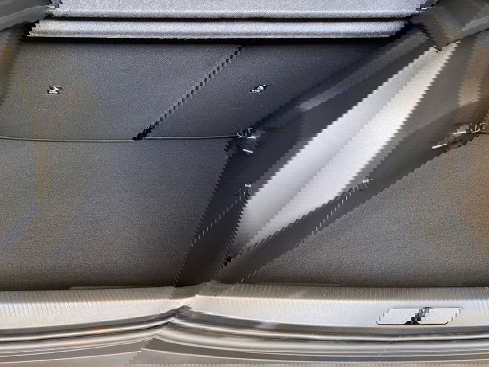 Peugeot 2008 nuova a Torino (9)