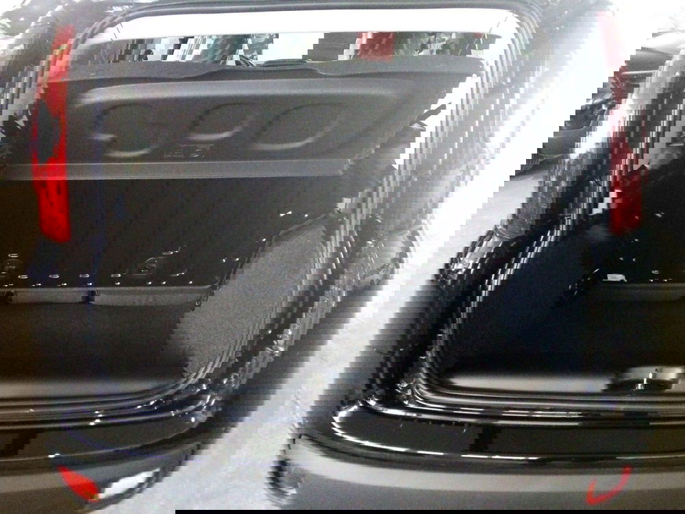 Fiat Panda Cross nuova a Lecce (12)