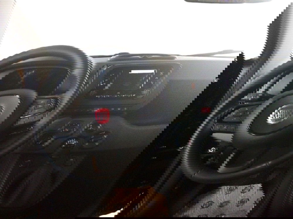 Fiat Panda Cross nuova a Lecce (15)