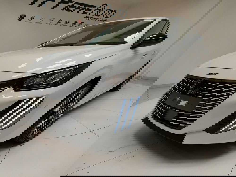 Peugeot 208 nuova a L'Aquila (8)