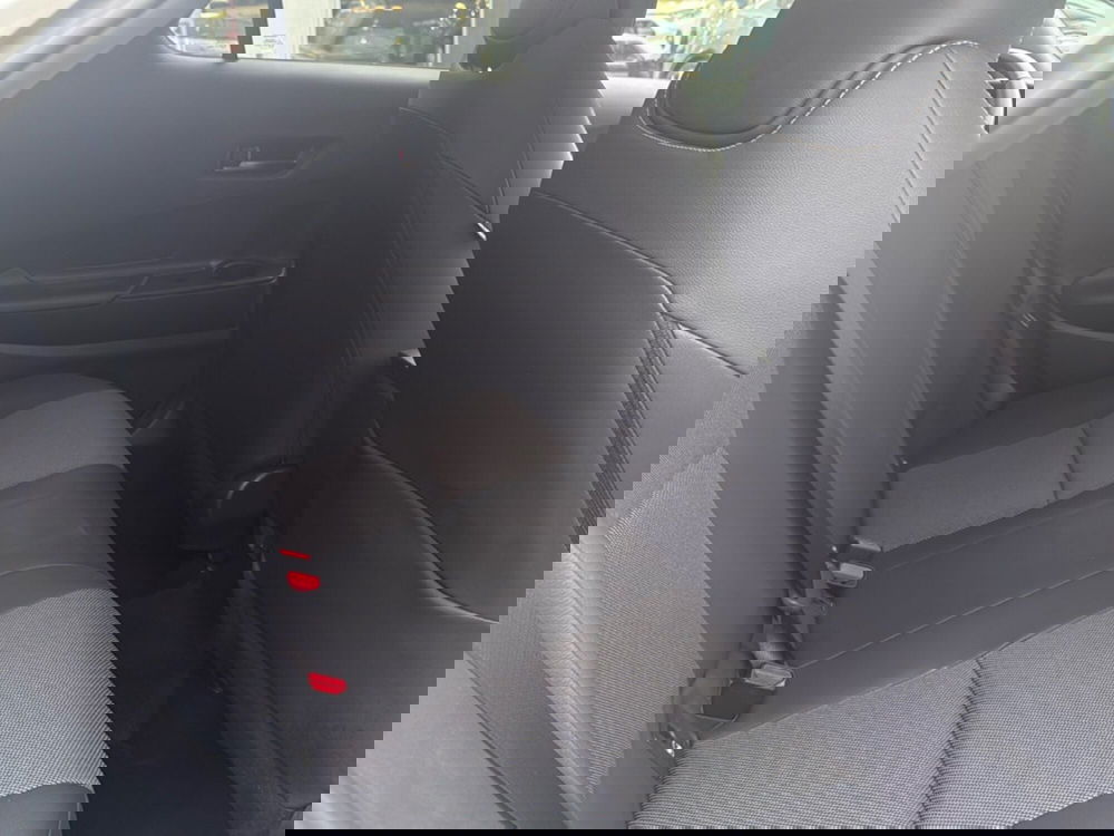 Toyota Toyota C-HR usata a Piacenza (7)