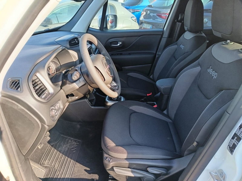 Jeep Renegade nuova a Alessandria (12)
