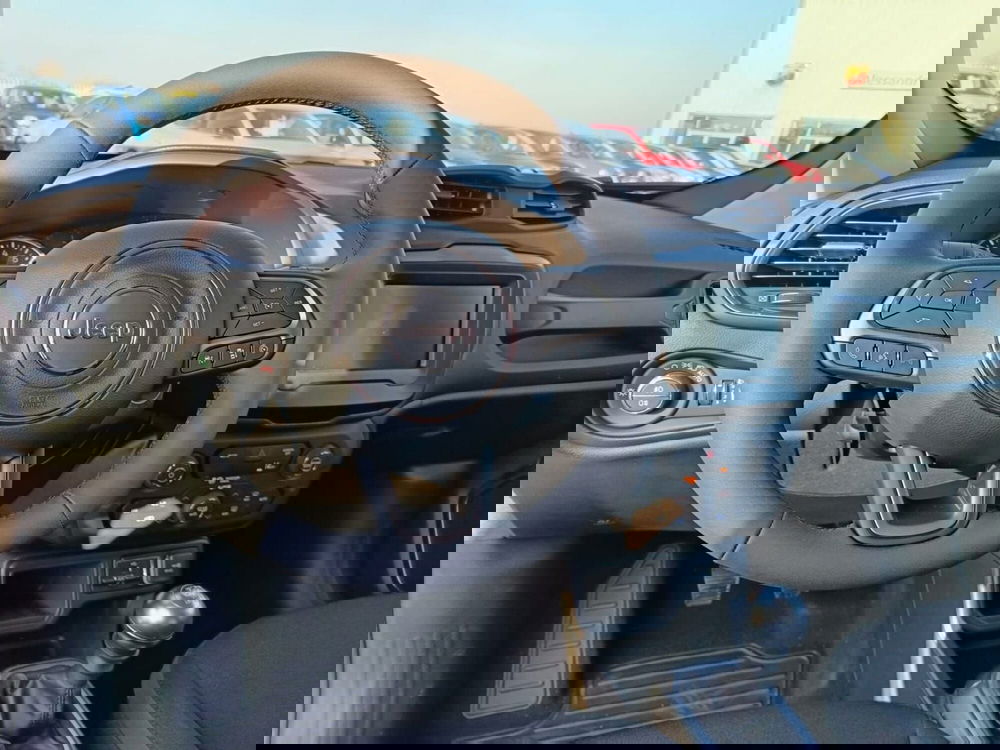 Jeep Renegade nuova a Alessandria (15)