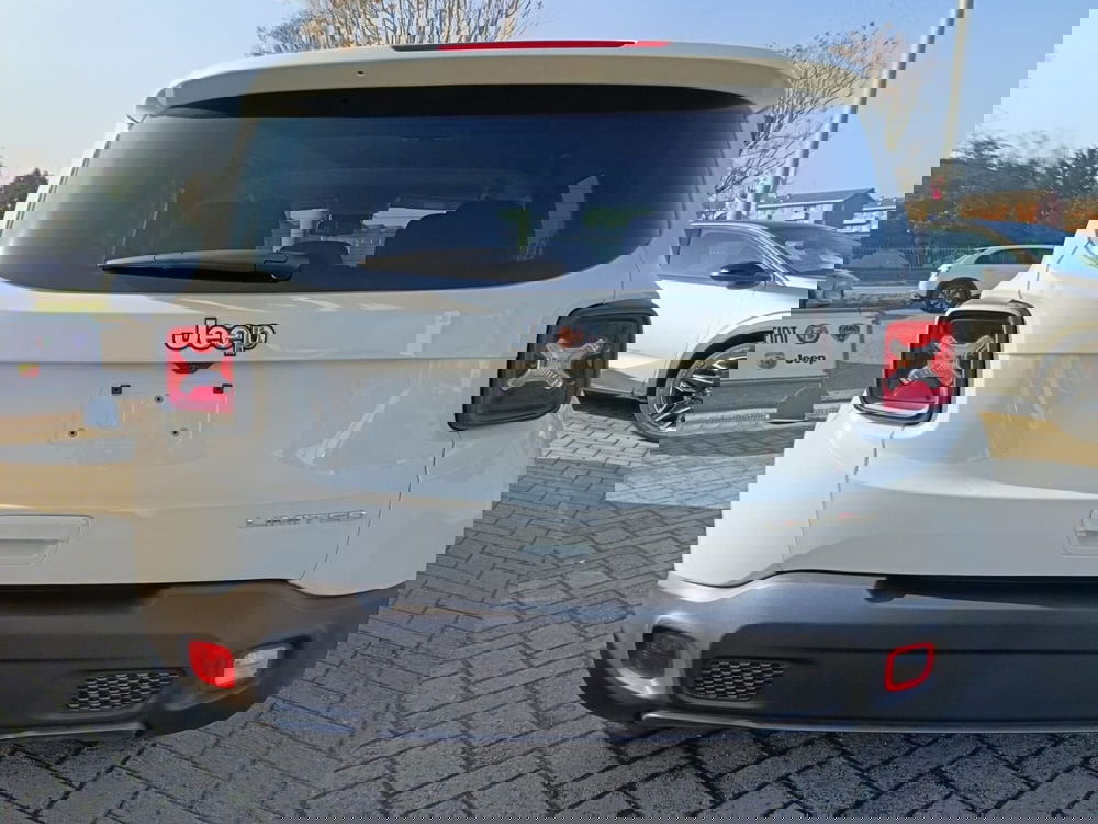 Jeep Renegade nuova a Alessandria (6)