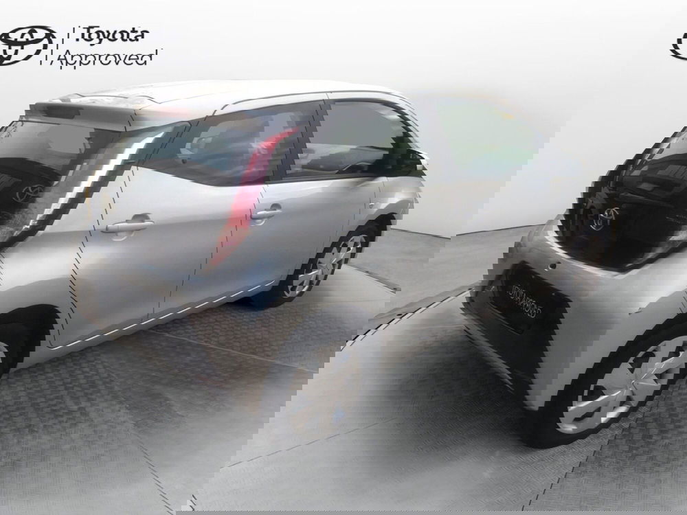 Toyota Aygo usata a Como (11)