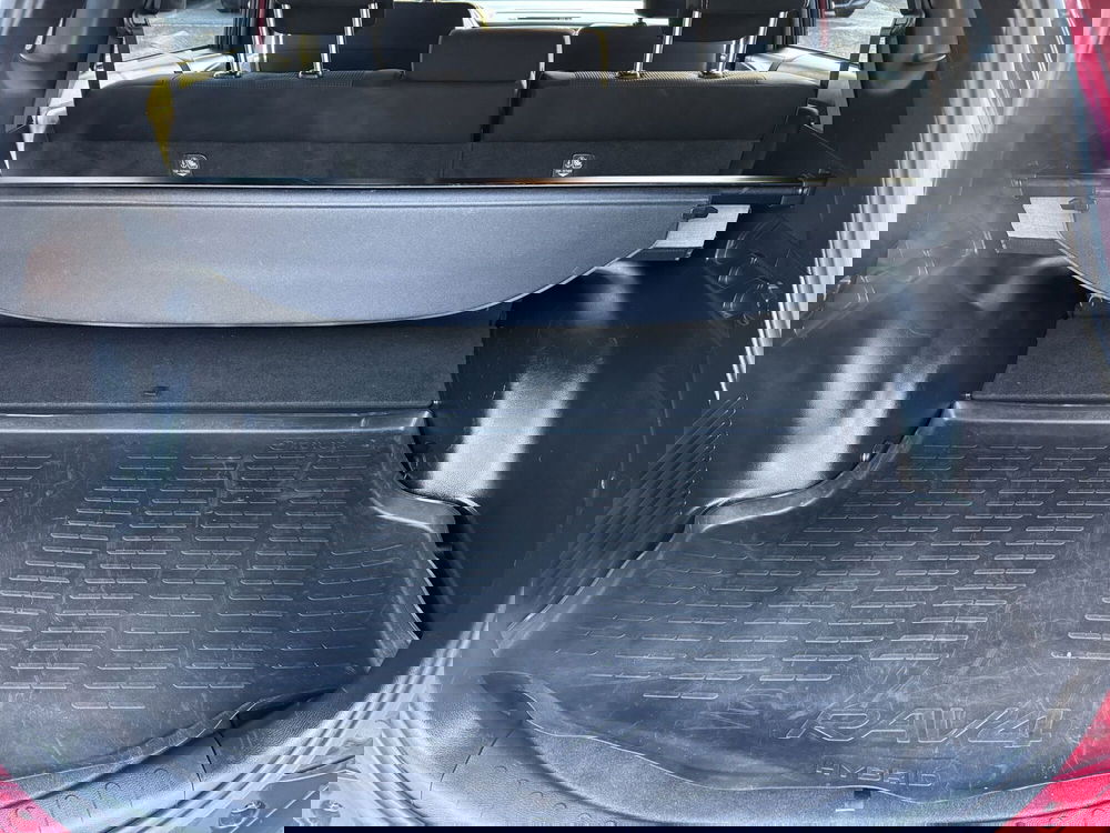 Toyota Rav4 usata a Como (11)